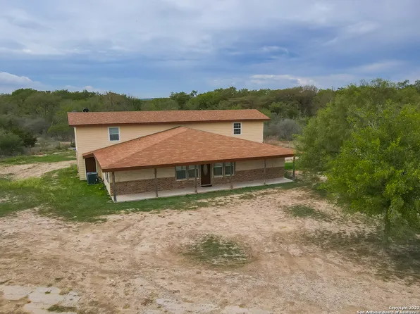 3551 FM 471, Castroville, TX 78009