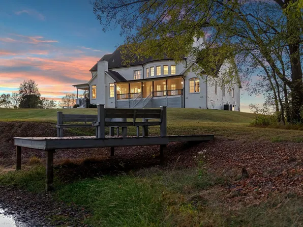 8992 Horton Hwy, College Grove, TN 37046