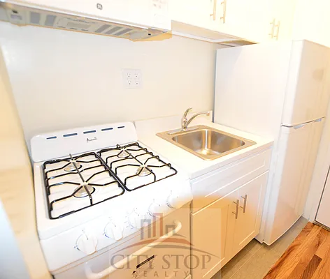 Rented by City Stop Realty | media 13