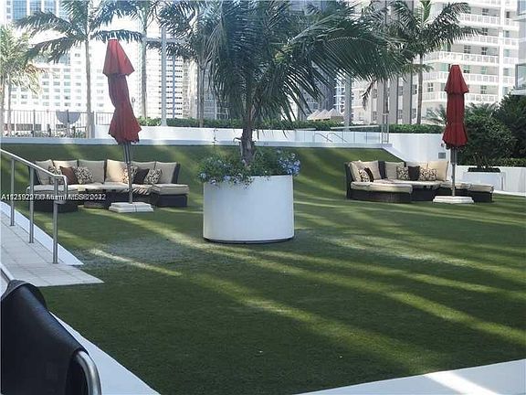 5th image of 1111 1st Ave #1418