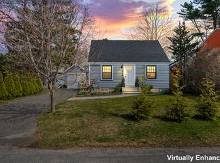 6 Winslow Rd, Falmouth, ME 04105