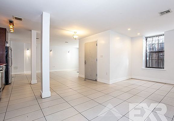 3rd image of 103 Quincy St