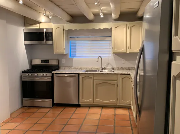115 Jimenez St #B, Santa Fe, NM 87501