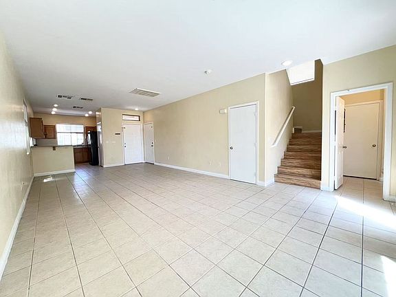3rd image of 9795 Villa Lorena Ave