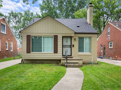 20608 Beaufait St, Harper Woods, MI, 48225