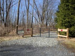 6952 Suter Rd, Coopersburg, PA 18036