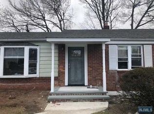 283 Taft Rd, River Edge, NJ 07661