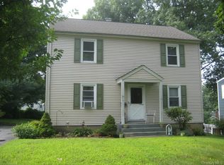 30 W George Ave, Pearl River, NY 10965