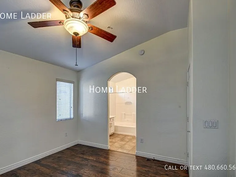 2250 E Deer Valley Rd #26 — Photo 20