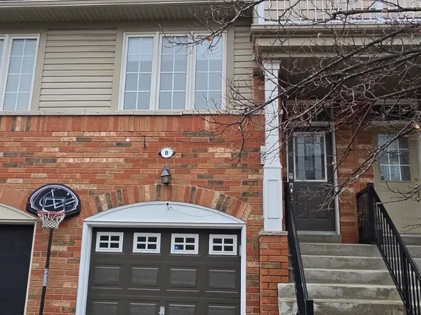 8 Ventura Ln, Ajax, ON L1T 0C4