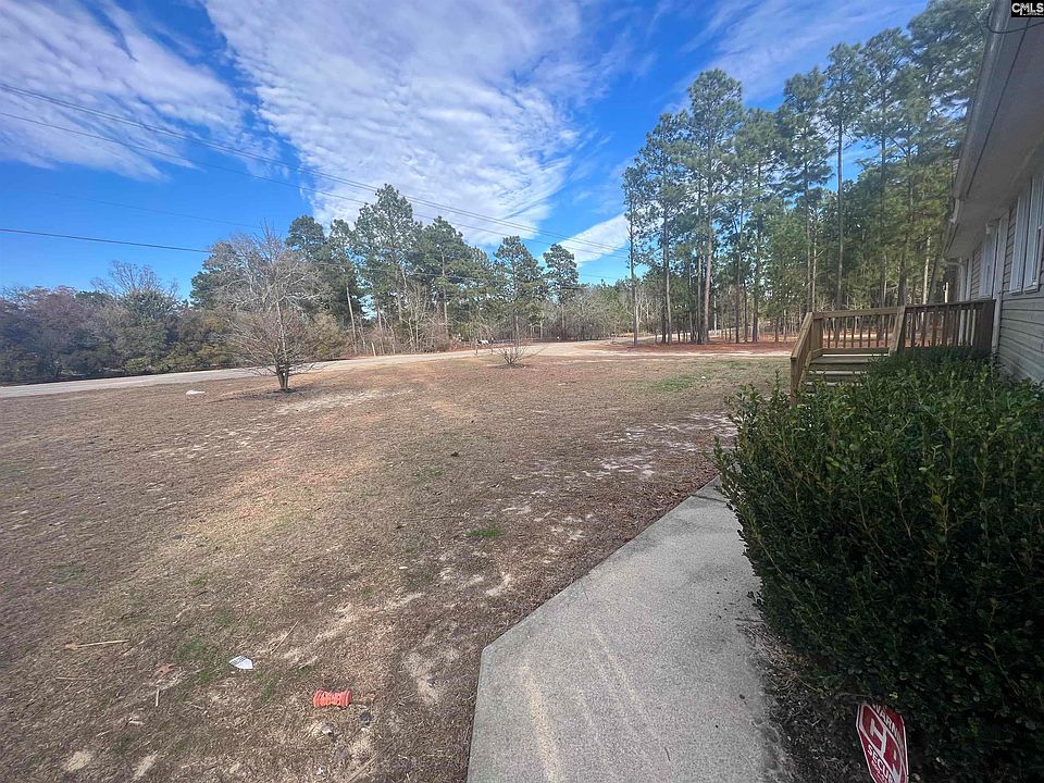 2nd image of 475 Bush Berry Rd