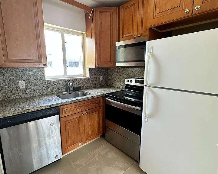 6220 Dawson St #1 — Photo 3