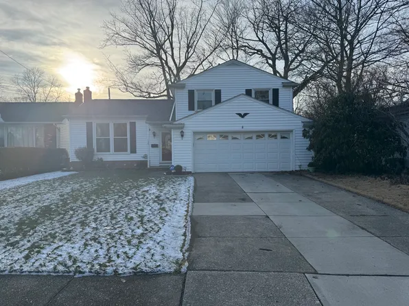 134 Westbrook Dr, Euclid, OH 44132