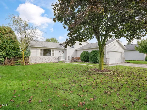 5576 Forest Green Dr, Toledo, OH 43615