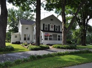 1776 Walworth St, Lake Geneva, WI 53147