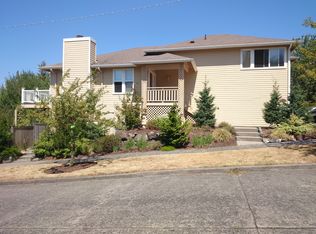 3924 42nd Ave SW, Seattle, WA 98116