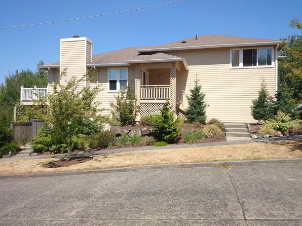 3924 42nd Ave SW, Seattle, WA 98116