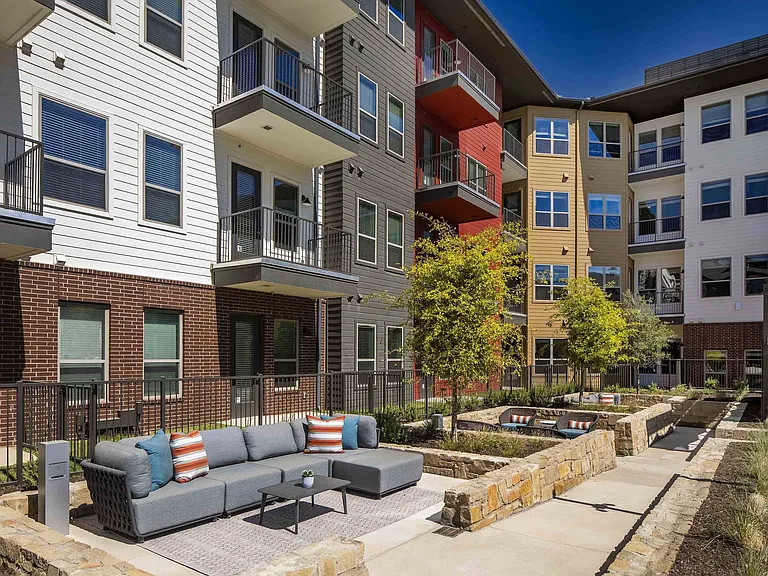 Outdoor Lounge