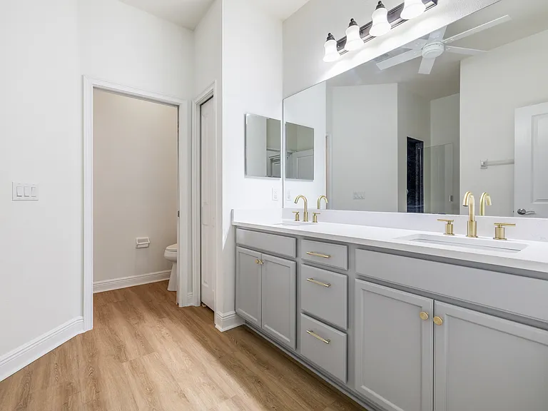 2806 Sanders Dr — Photo 34