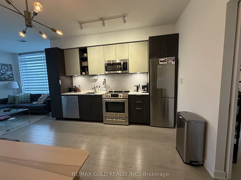 30 Ordnance St #403 — Photo 6