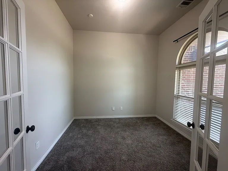 11309 NW 99th St — Photo 14