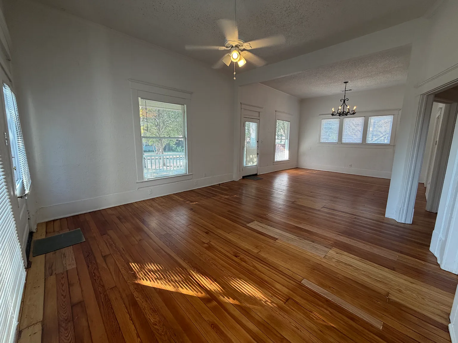 5829 Reiger Ave — Photo 4