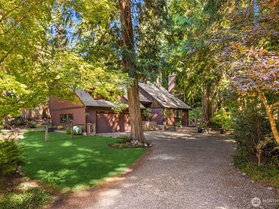 8750 Woodbank Drive NE, Bainbridge Island, WA, 98110