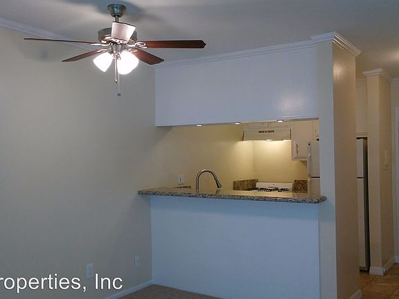 2nd image of 3320 Redondo Beach Blvd APT 215