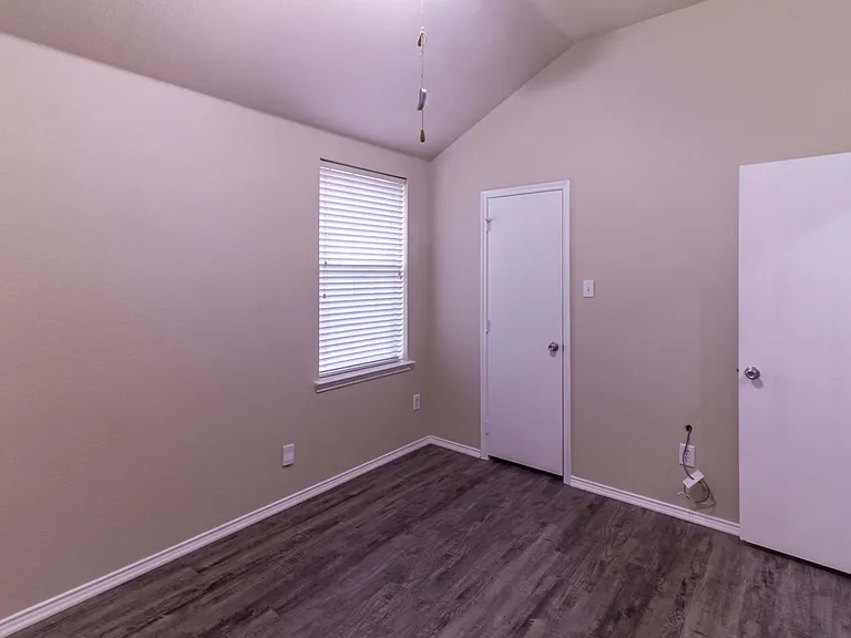 1306 Vireo Ct — Photo 17