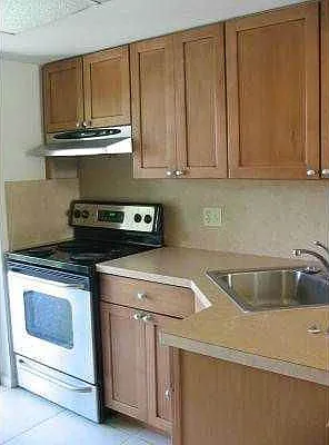 184 nw 4th.jpg3