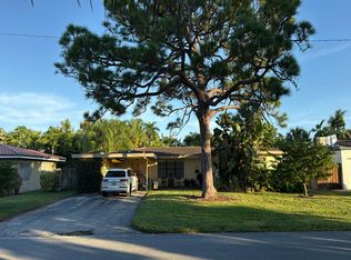 2037 NE 29th St, Fort Lauderdale, FL 33306