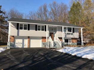 13 S Lynn St, Warwick, NY 10990