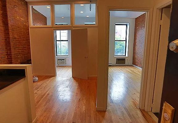 4th image of 2117 3rd Ave #3W