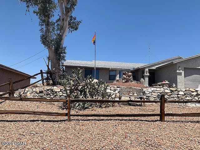 1st image of 3351 Oasis Dr