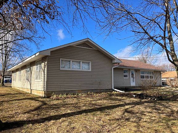 4th image of 602 S Larson Ave
