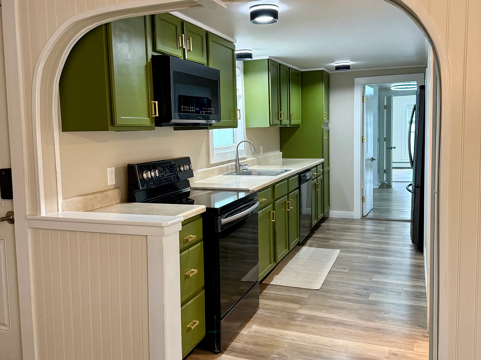3 bed, 1274 sqft, $2,000 — Photo 2