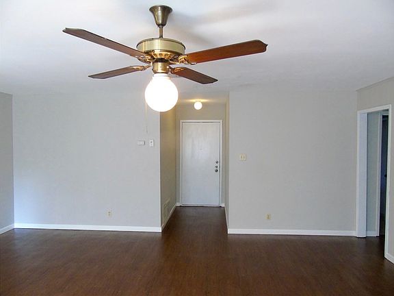 4th image of 1911 Greyson Dr
