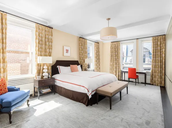 33 East 70th Street image 7 of 11