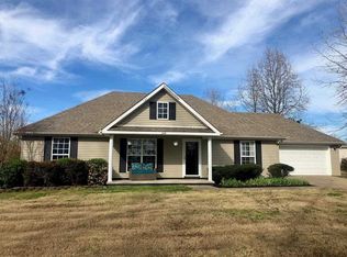 144 Jackson Ave, Florence, AL 35633