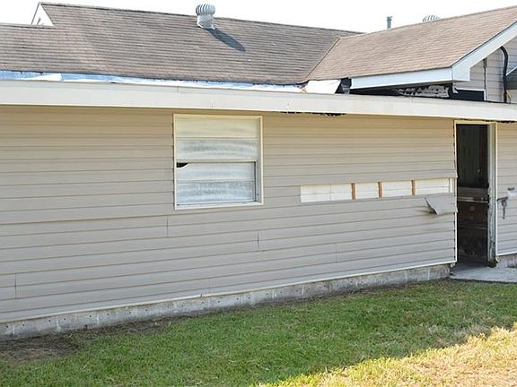 5th image of 704 Avenue F