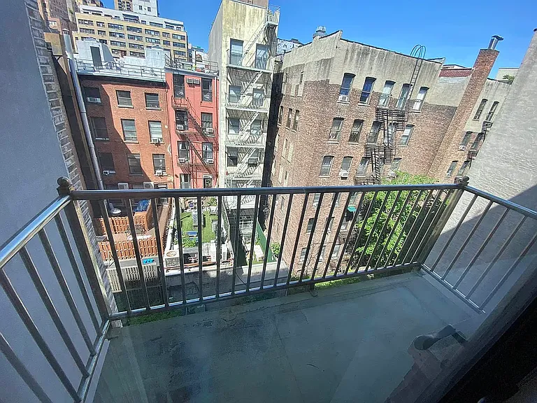 229 E 13th St #6B — Photo 7