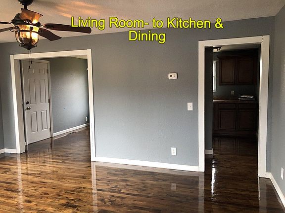 2nd image of 1019 Monroe Cir