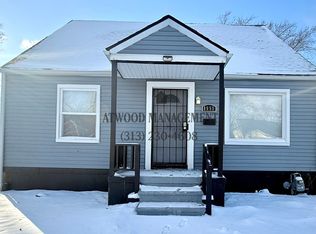 8655 Heyden St, Detroit, MI 48228