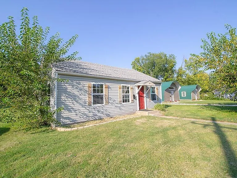 1507 W Worley St — Photo 27