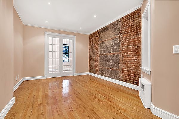 1st image of 420 E 66th St APT 3C