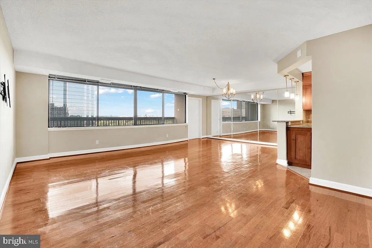 3709 S George Mason Dr APT 1203E photo 1