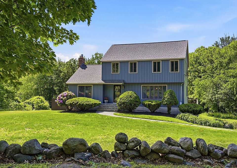 1st image of 208 Chapman Rd