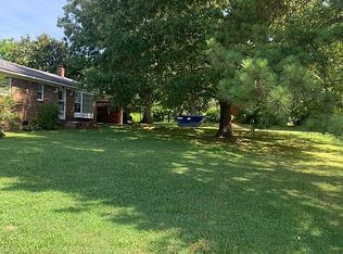 221 1st Ave S, Collinwood, TN 38450