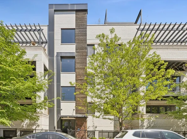 1334 W Walton St #2W, Chicago, IL 60642