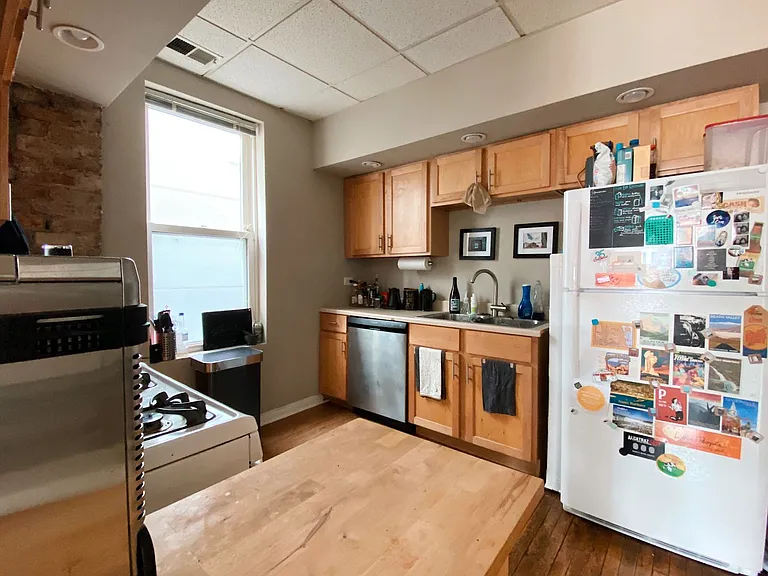 2117 W Ohio St — Photo 5